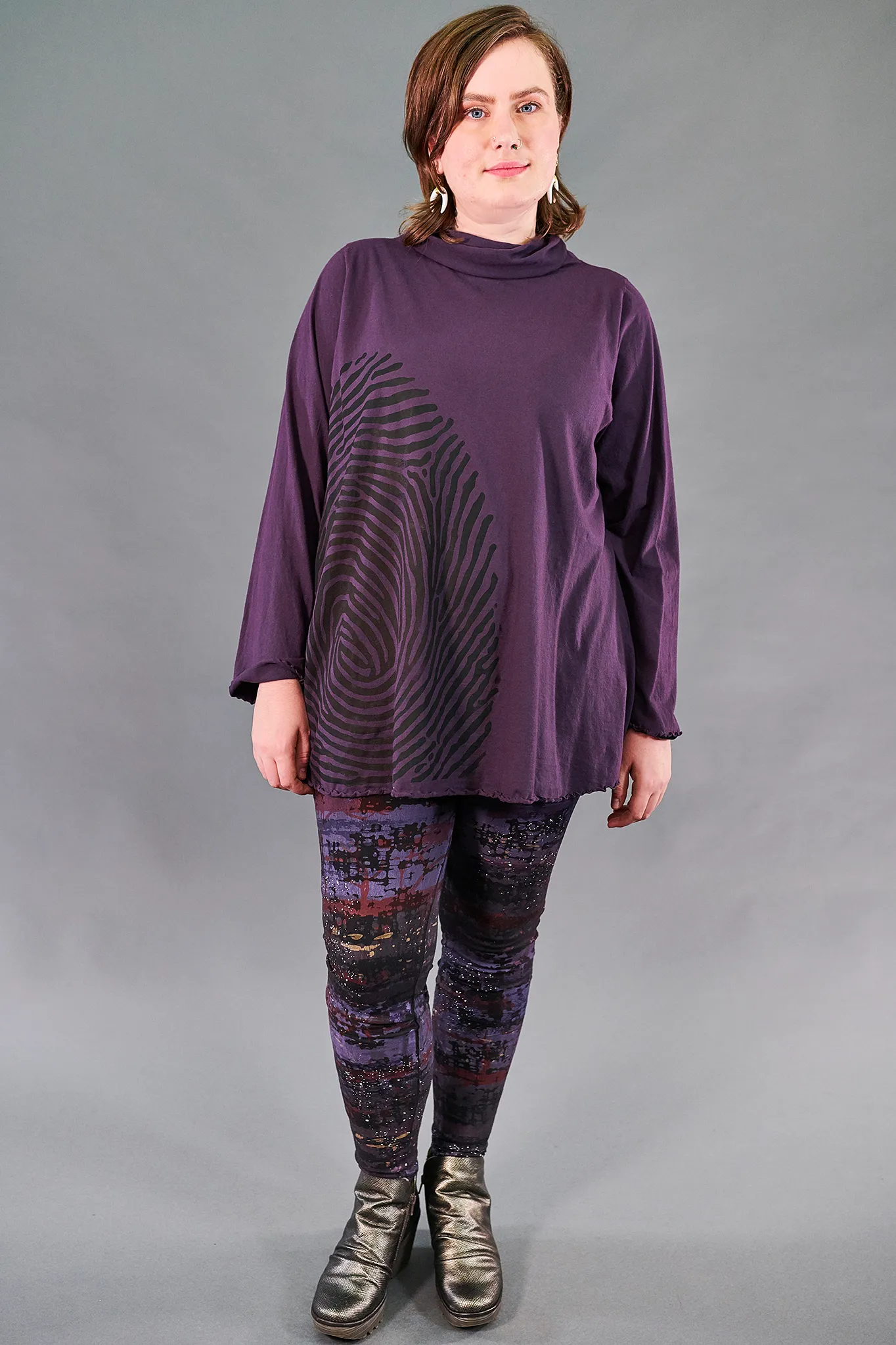 1572 Cowl Cafe Tee-Moonrise-Bold Fingerprint