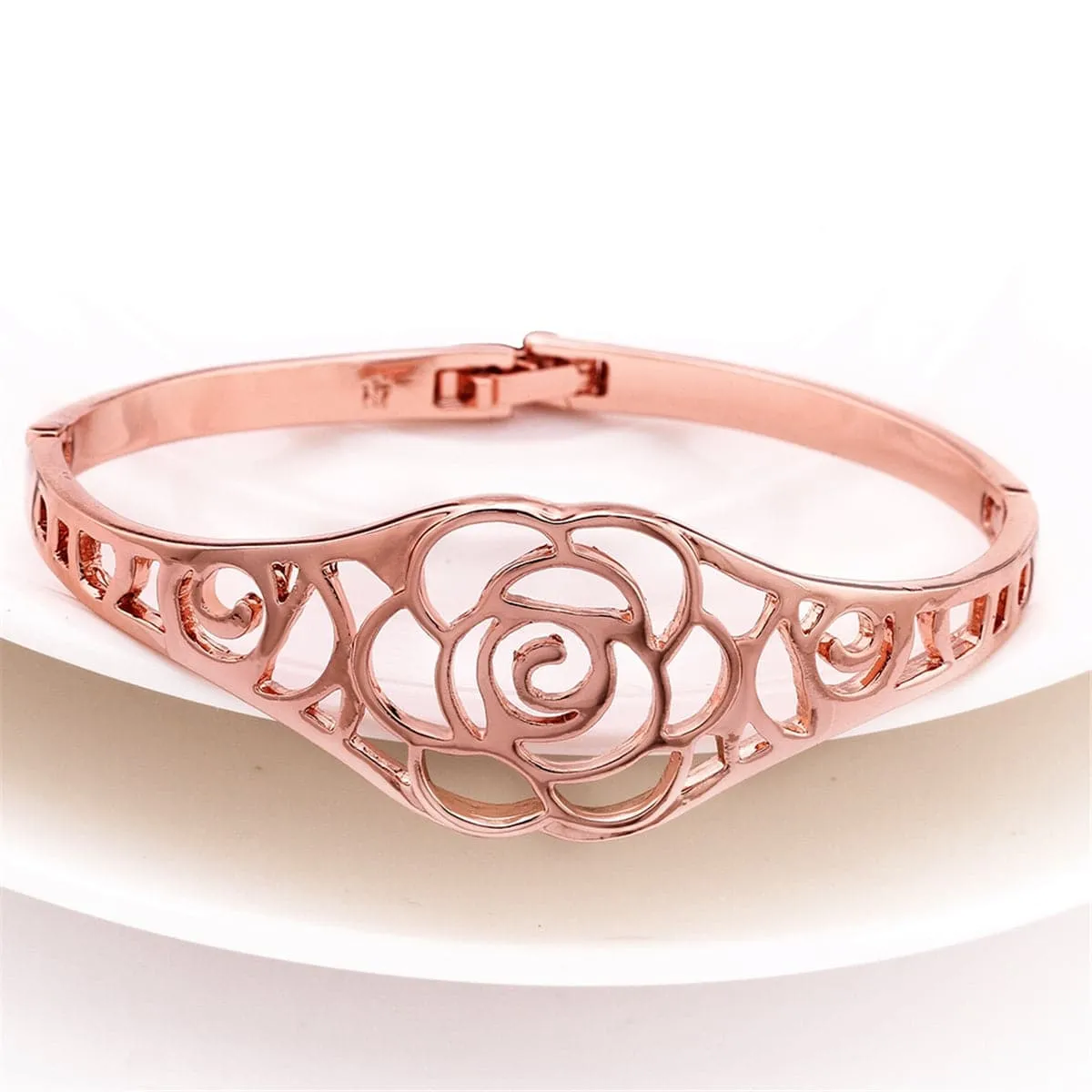 18K Rose Gold-Plated Openwork Rose Bangle