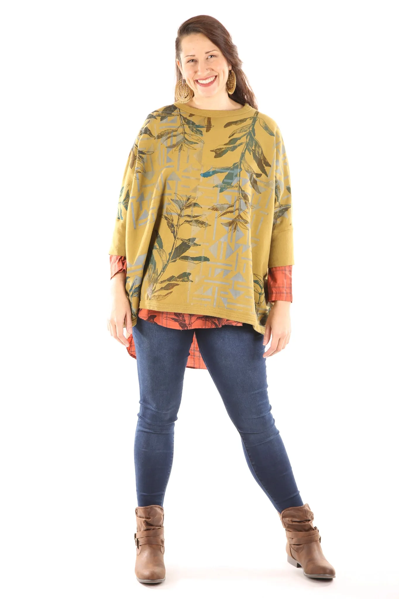 2210 Cozy Fleece Square Sweatshirt -Osage-Spice Leaf Windows