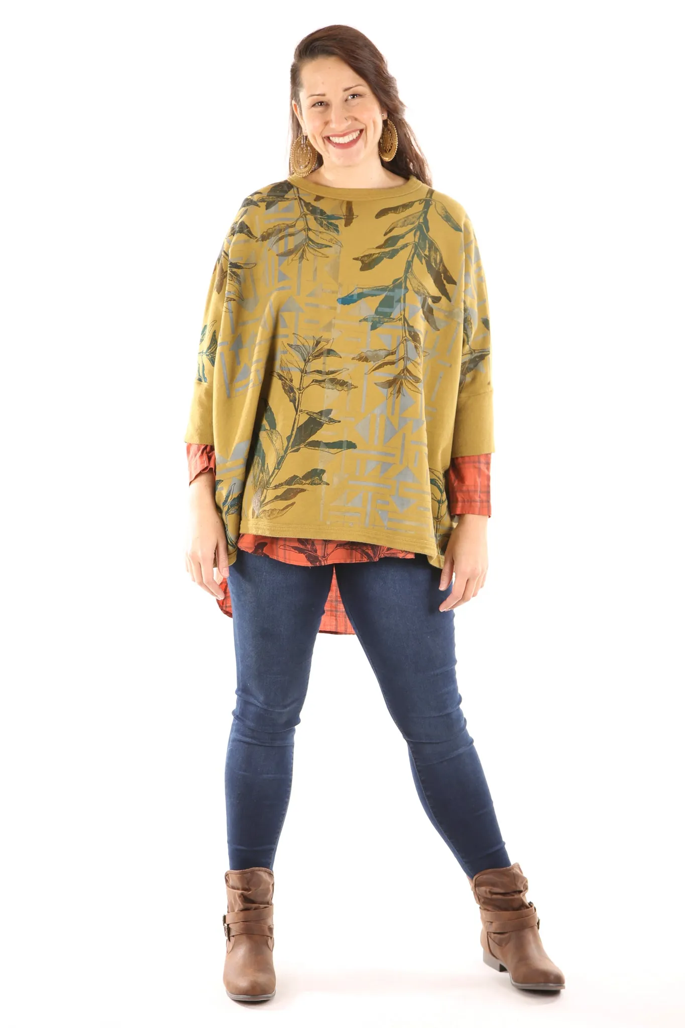 2210 Cozy Fleece Square Sweatshirt -Osage-Spice Leaf Windows