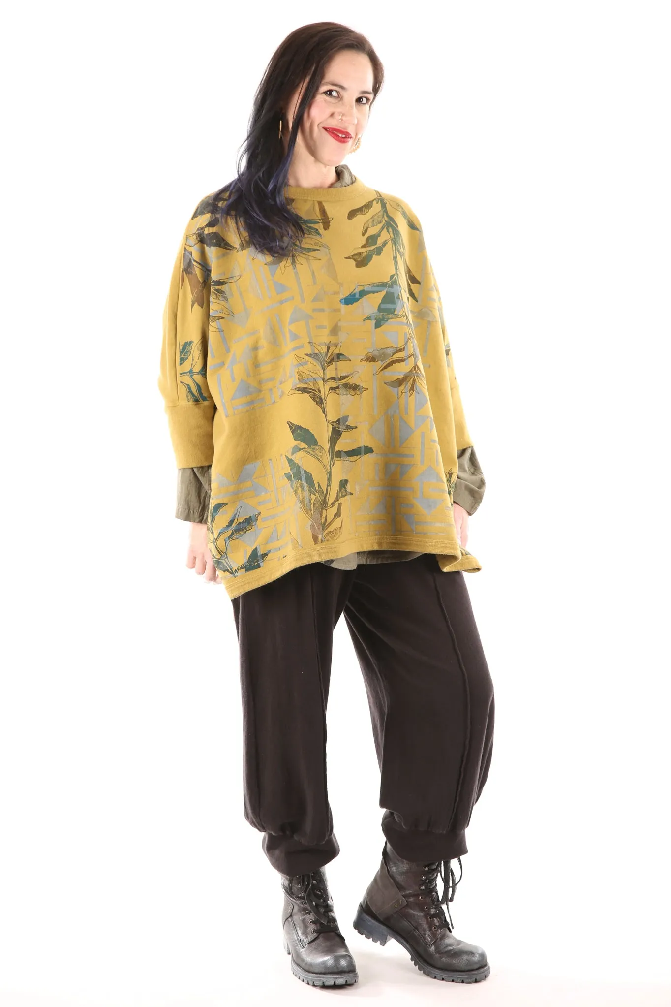 2210 Cozy Fleece Square Sweatshirt -Osage-Spice Leaf Windows