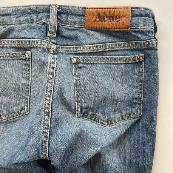 ACNE kex jeans le blue cropped raw hem Size 27