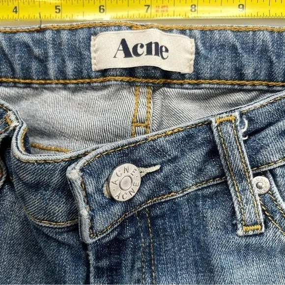 ACNE kex jeans le blue cropped raw hem Size 27
