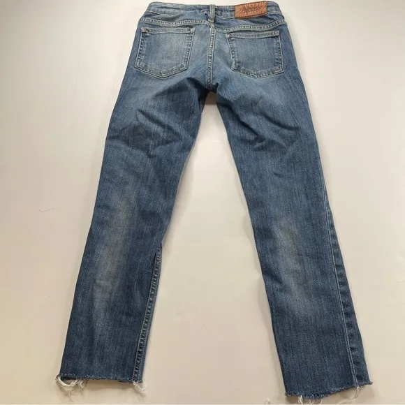 ACNE kex jeans le blue cropped raw hem Size 27
