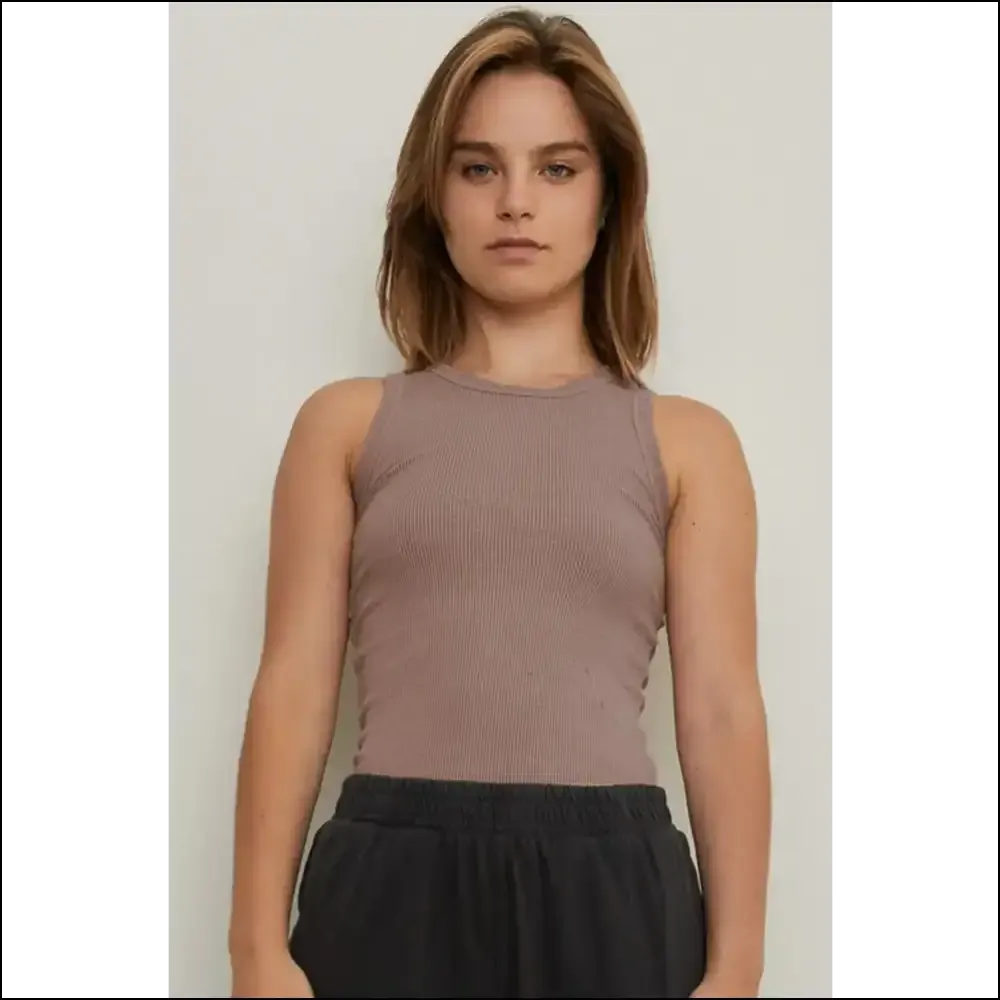 Chic Ribbed Cropped Tank for Trendy Women