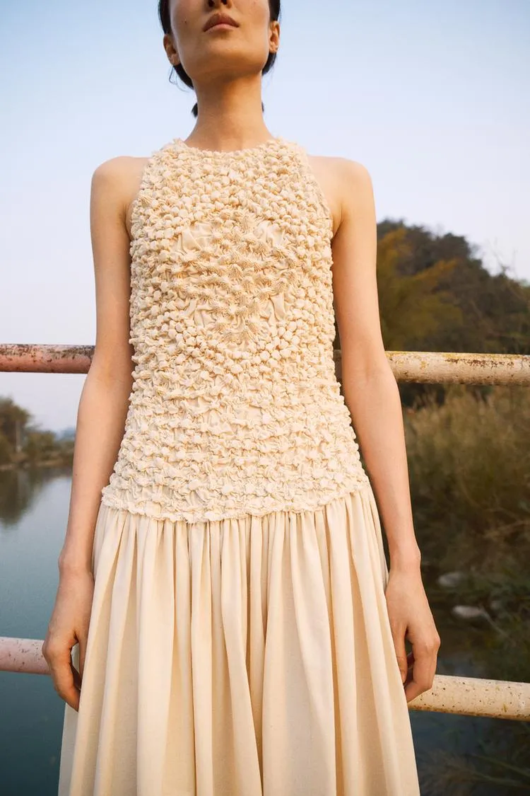 Contrast Dress x Fanglu Lin