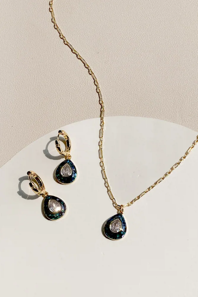 Darlene Shell Necklace