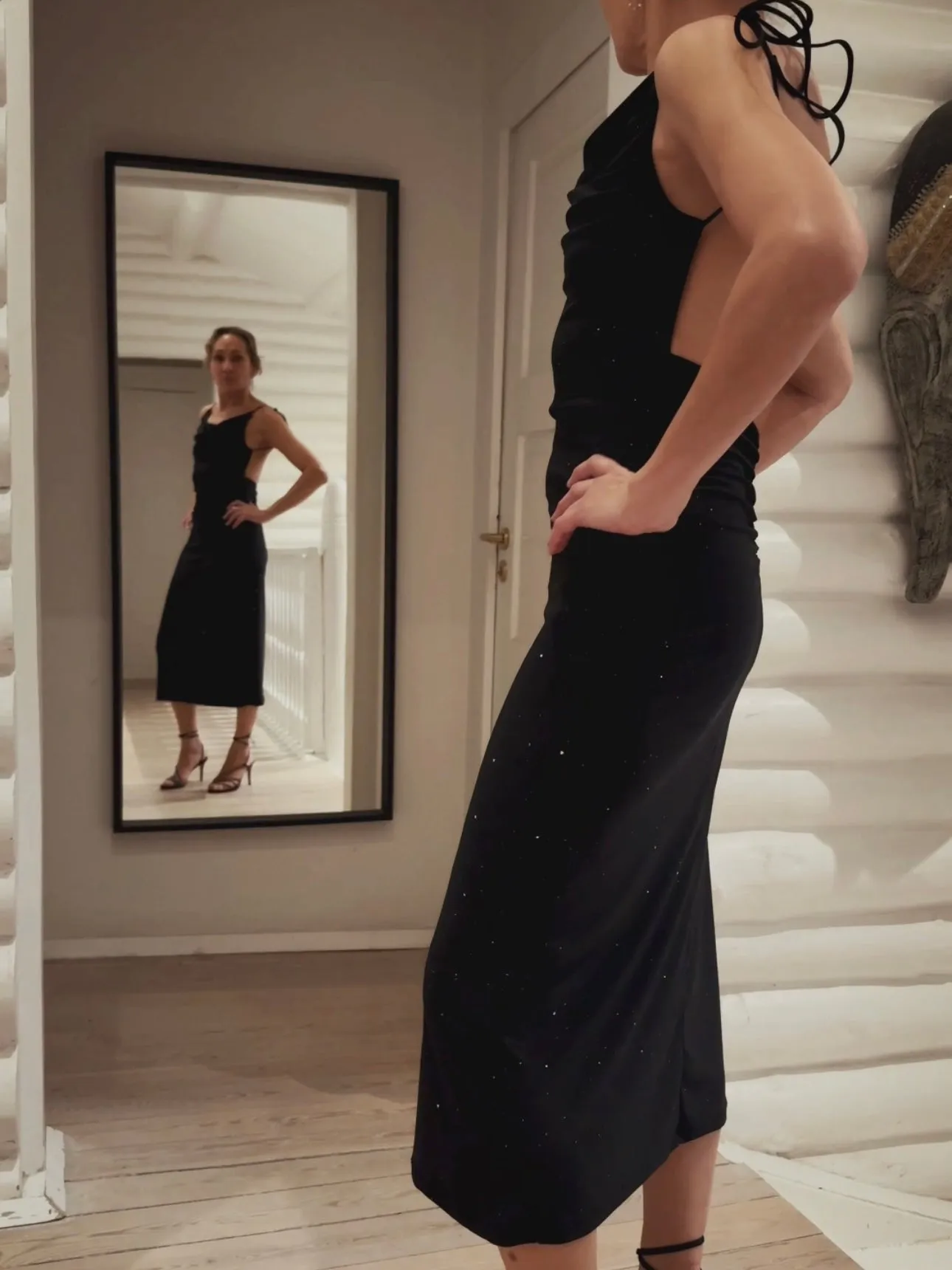 DRESS WITH GLITTER - BLACK