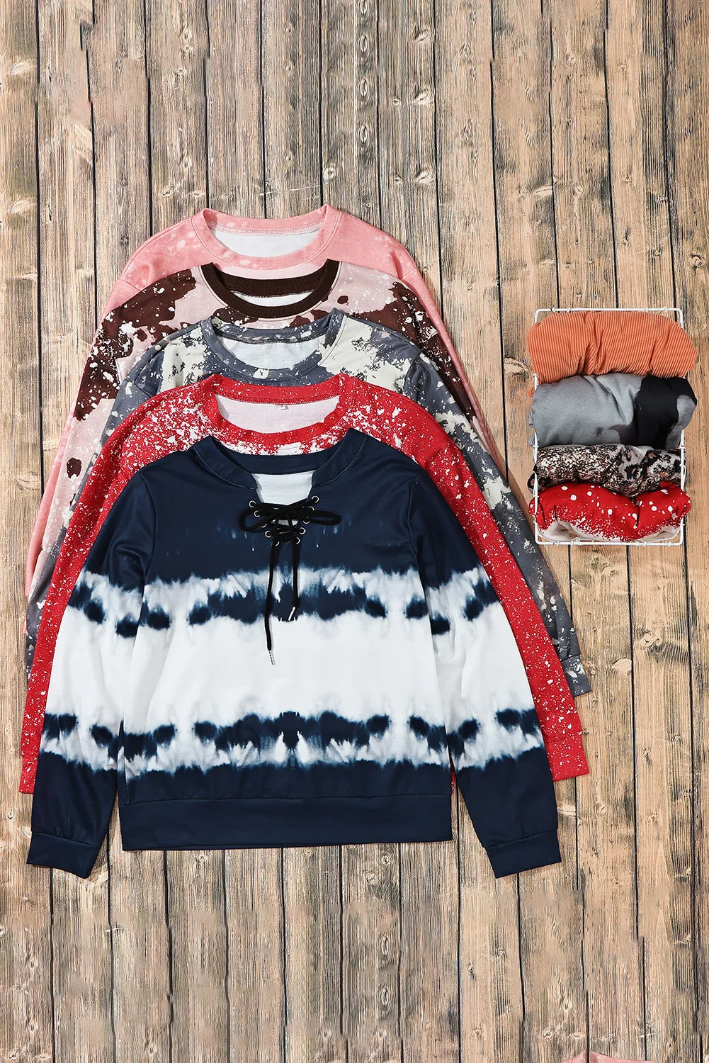 Fiery Red Tie-dyed Crew Neck Pullover Sweatshirt