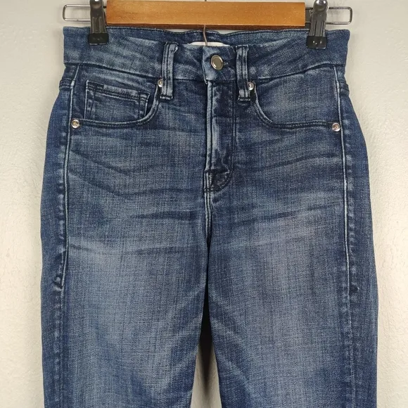Good American Good Legs Cropped Distressed Skinny Jeans 0/25
