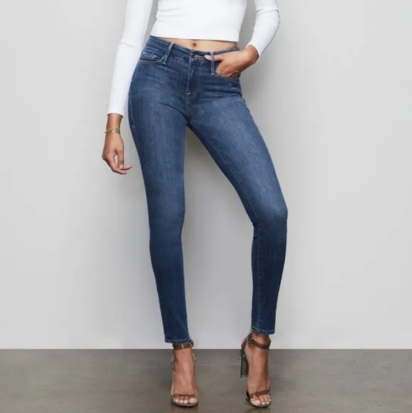 Good American Good Legs Cropped Distressed Skinny Jeans 0/25