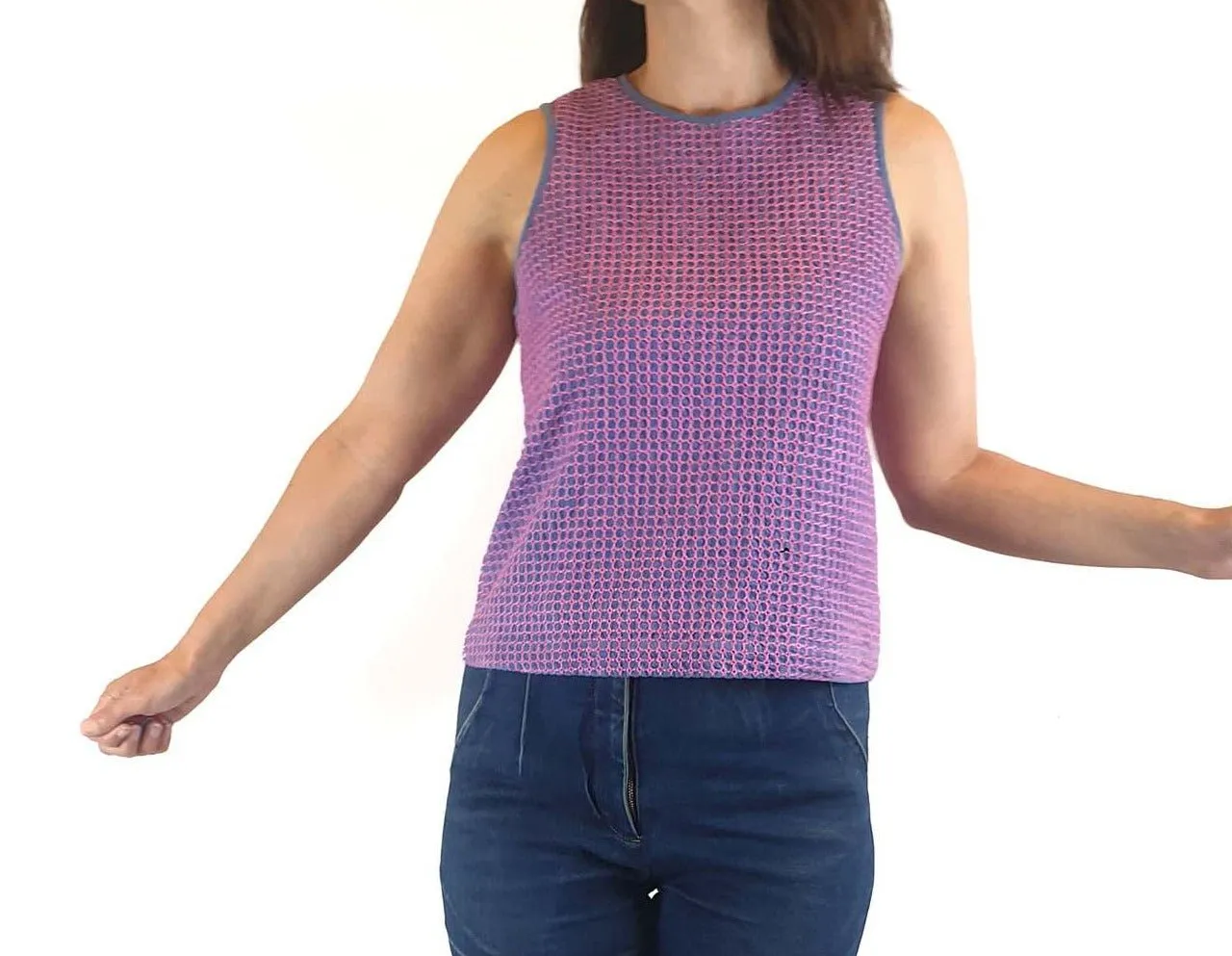 Gorman blue cropped sleeveless top with contrasting hot pink embroydery size 8