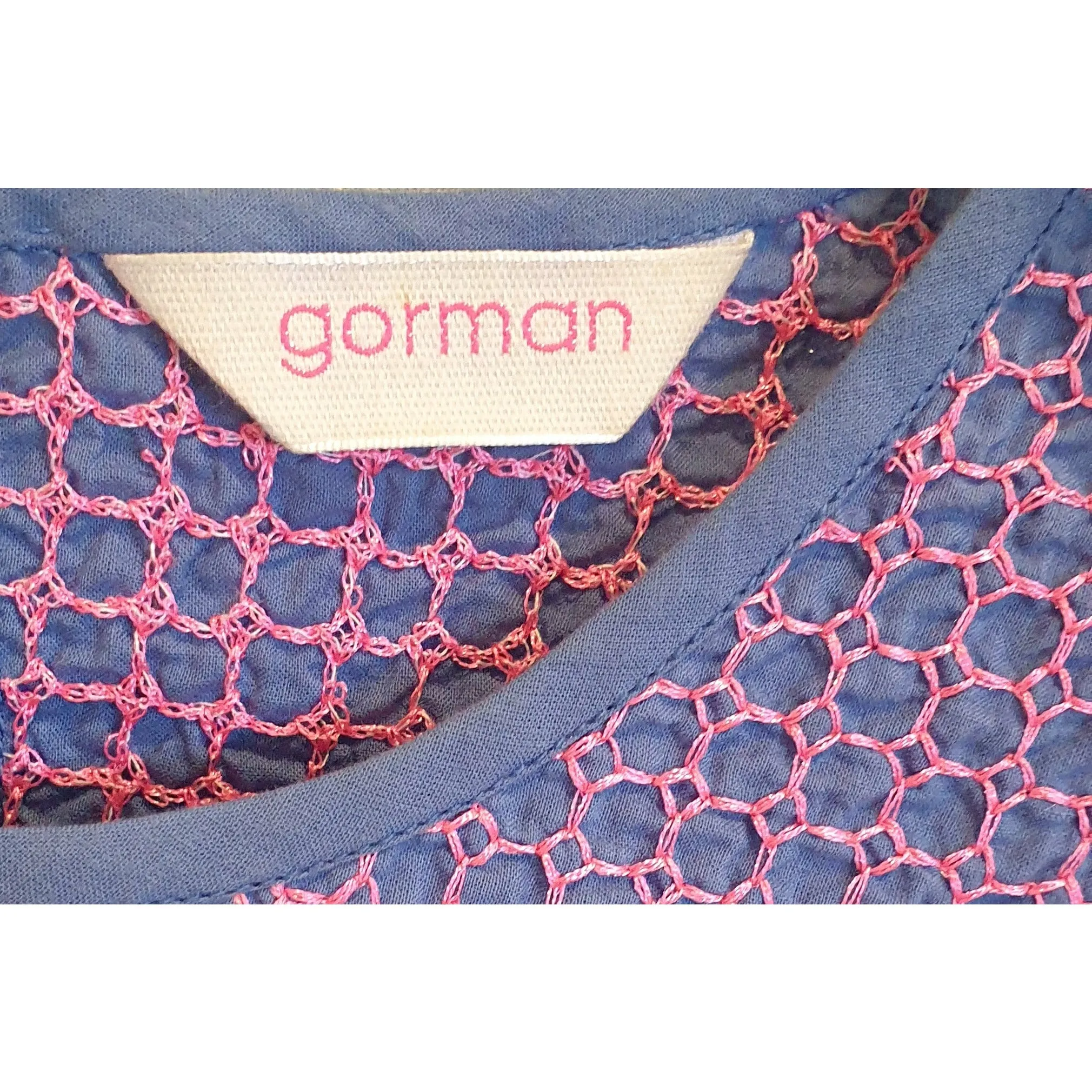 Gorman blue cropped sleeveless top with contrasting hot pink embroydery size 8