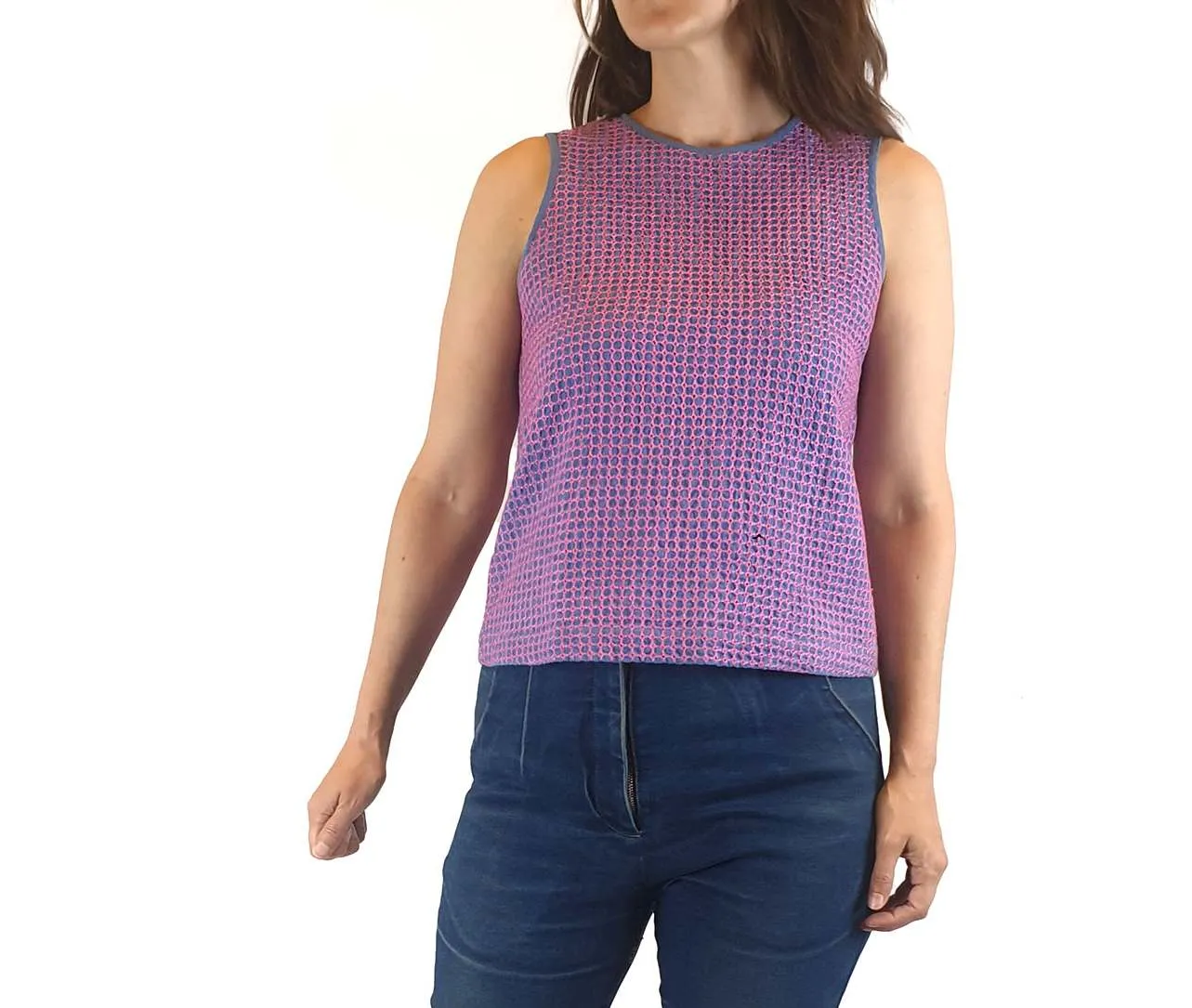 Gorman blue cropped sleeveless top with contrasting hot pink embroydery size 8