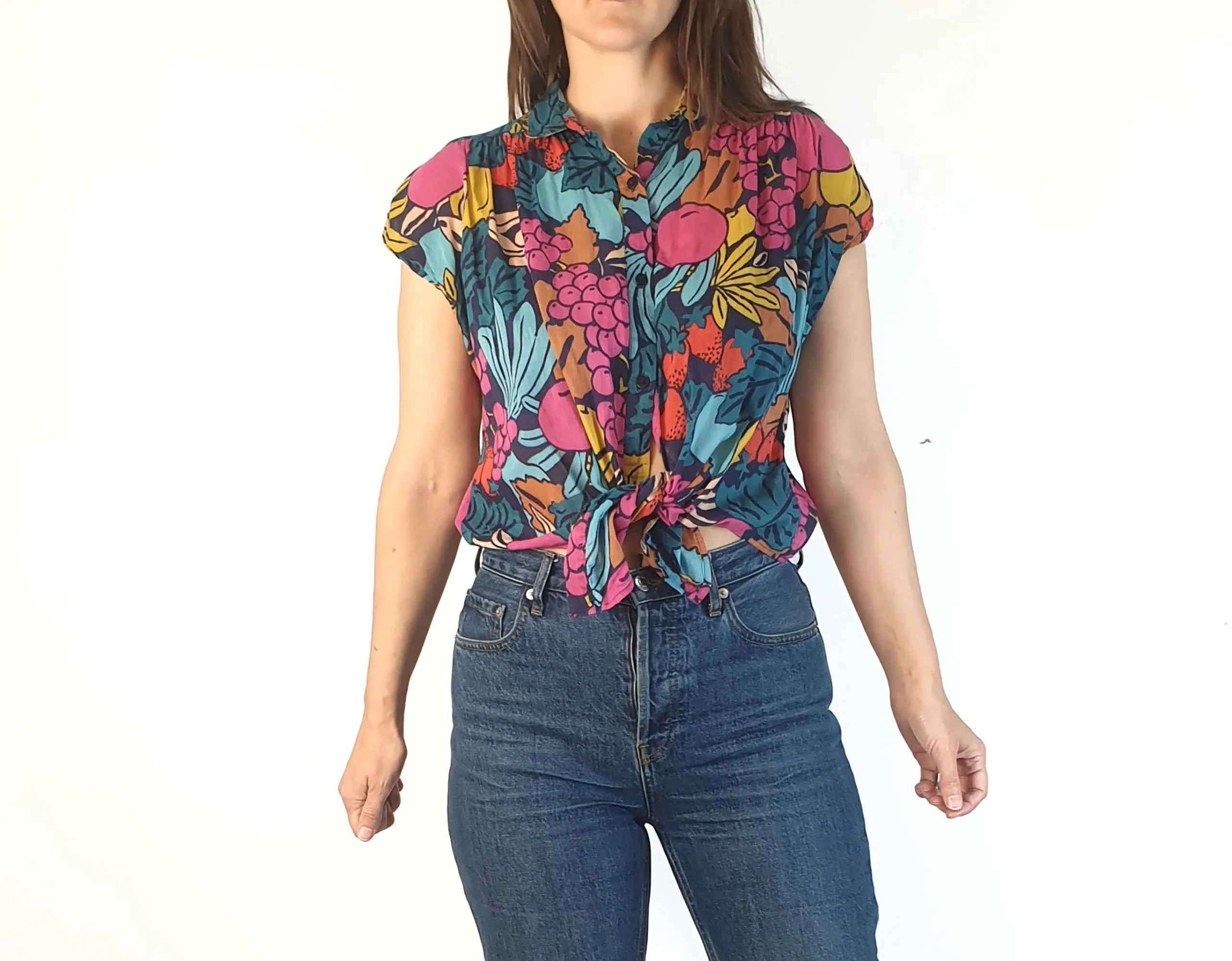 Gorman cropped fruit print cap sleeve shirt size 8