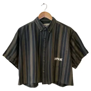 Grey/Navy Cropped Button-up