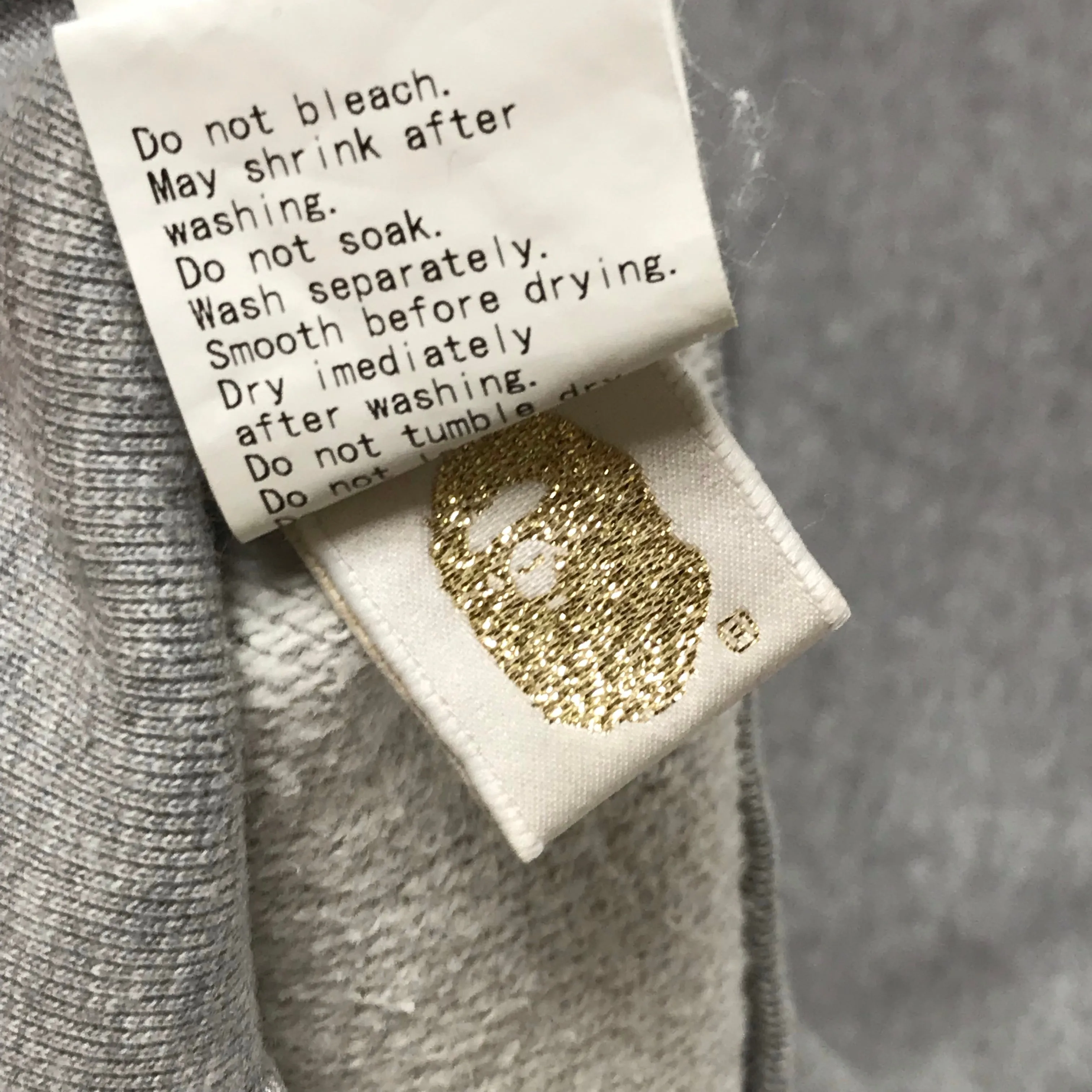 [L] A Bathing Ape Bape Mario Crewneck Sweatshirt Grey