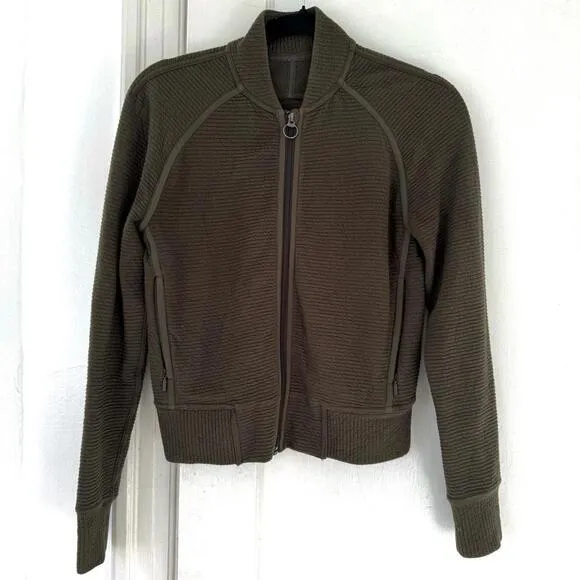 Lululemon On Repeat Bomber