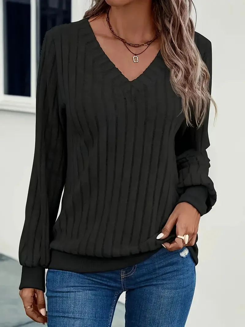 Maya - ribbed v-neck sweater