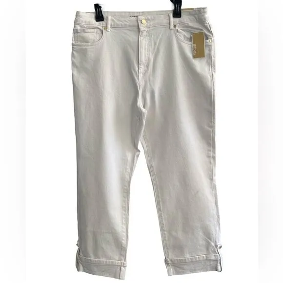 Micheal Kors - Straight leg cropped jeans with Gold button. Size:16 Color: White