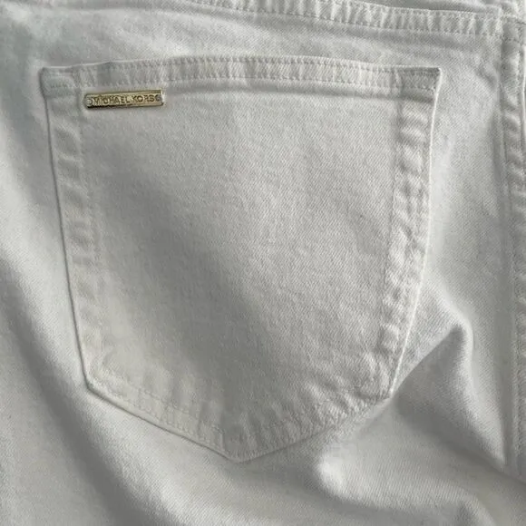 Micheal Kors - Straight leg cropped jeans with Gold button. Size:16 Color: White