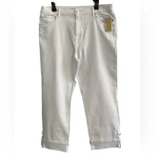 Micheal Kors - Straight leg cropped jeans with Gold button. Size:16 Color: White
