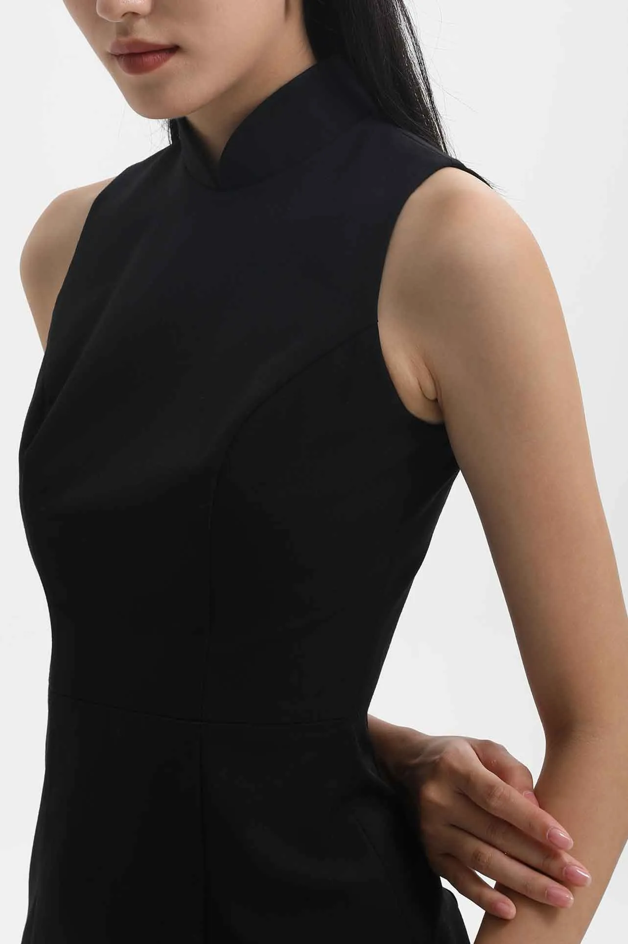MINI CHEONGSAM DRESS WITH OSTRICH FEATHER DECORATION