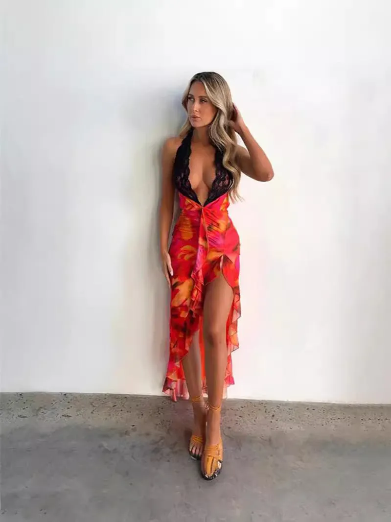 Neckline Slimming Backless Dresses