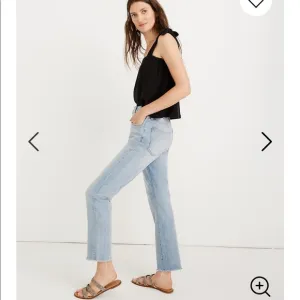NEW • Madewell • Boyfriend High Rise Crop Jean 32