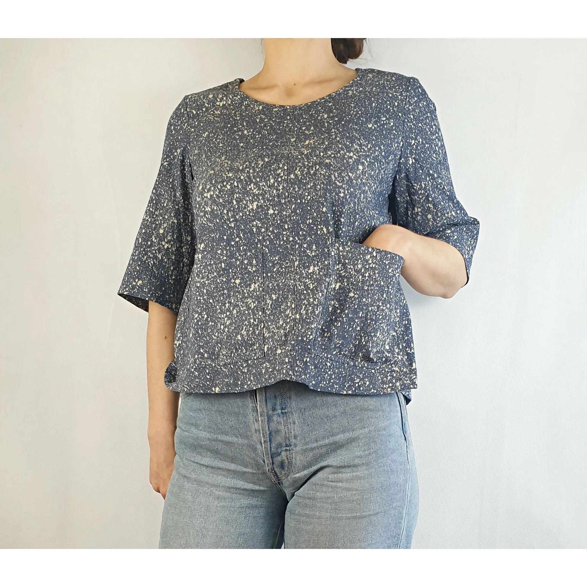 Obus blue 3/4 sleeve top with cream splodge print size 1 (best fits size 6-8)