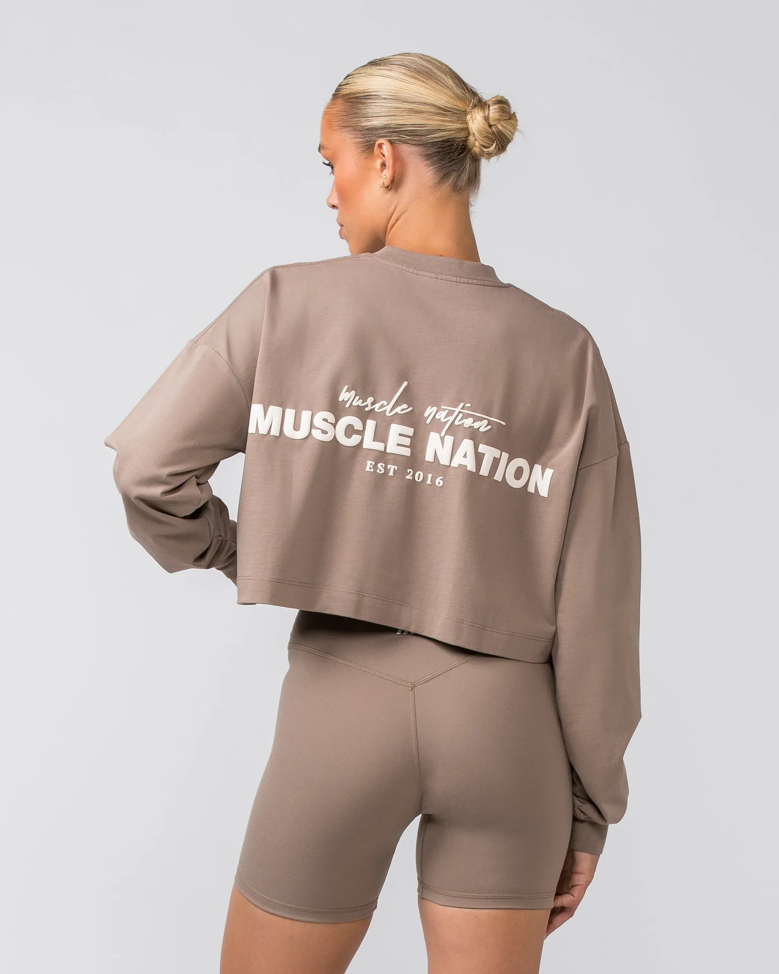 Pace Cropped Long Sleeve Tee - Mushroom