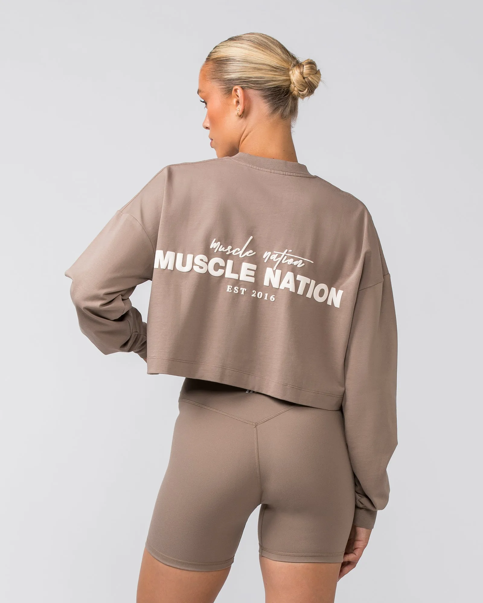Pace Cropped Long Sleeve Tee - Mushroom