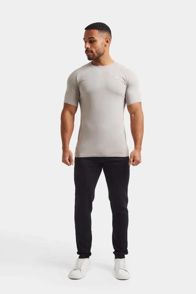 Premium Muscle Fit T-Shirt in Concrete Grey
