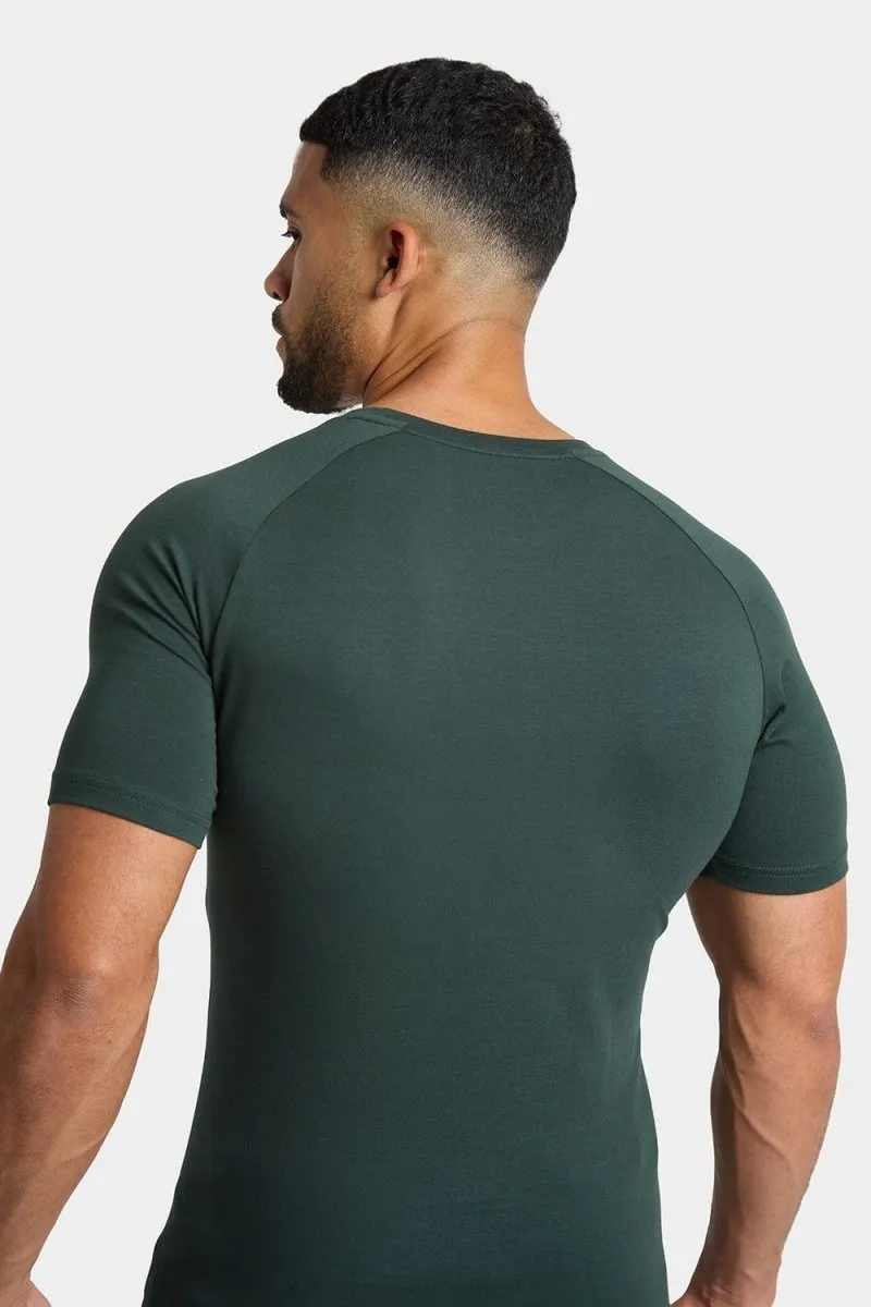 Premium Muscle Fit T-Shirt in Forest