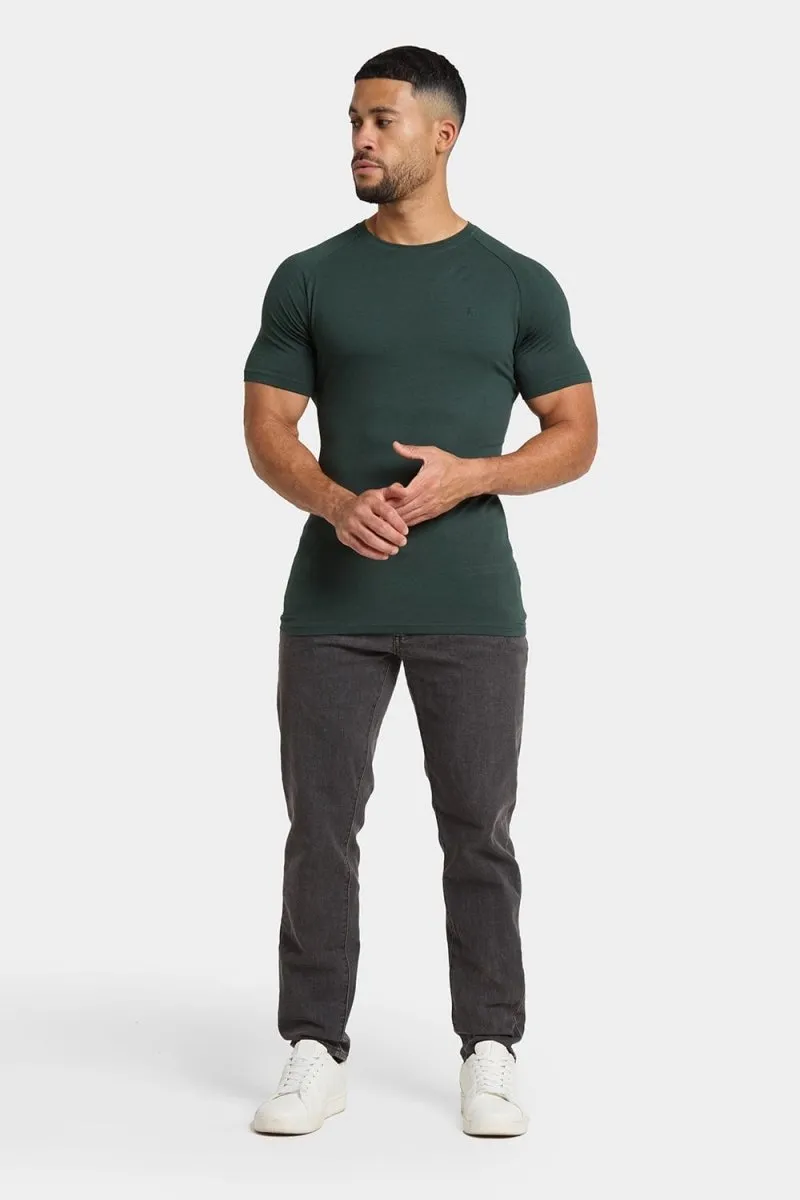 Premium Muscle Fit T-Shirt in Forest