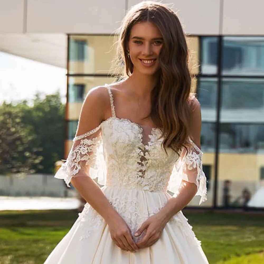 Princess A-line Wedding Dresses Vestido De Noiva Princesa Shoulder Straps Short Sleeve Zipper Up Appliques Beading Bridal Gowns