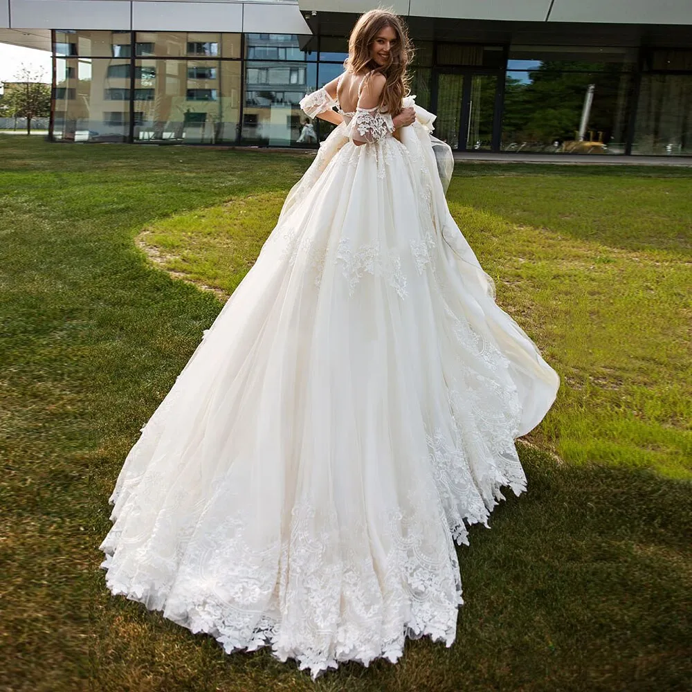 Princess A-line Wedding Dresses Vestido De Noiva Princesa Shoulder Straps Short Sleeve Zipper Up Appliques Beading Bridal Gowns