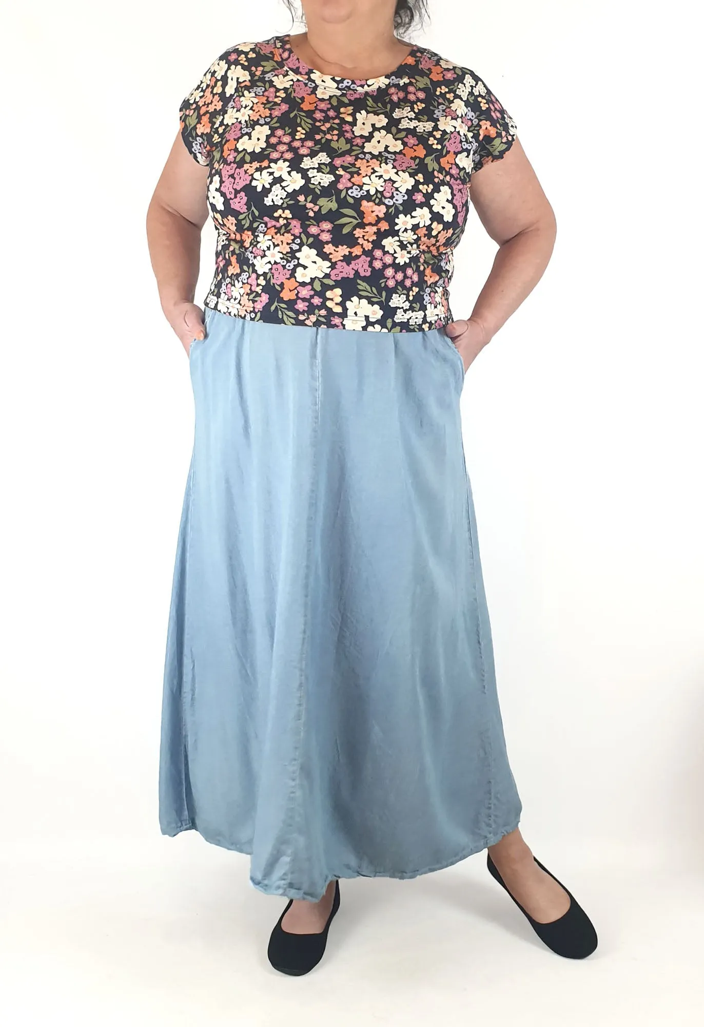 Princess Highway navyfloral top size 18