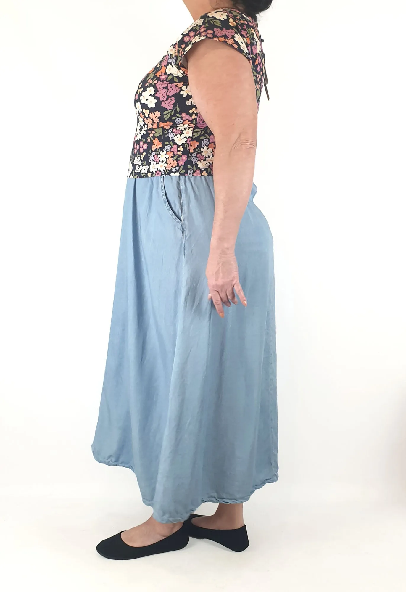 Princess Highway navyfloral top size 18