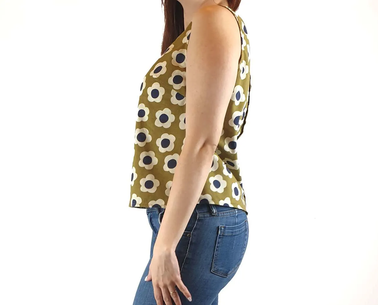 Princess Highway sleeveless cropped olive top with flower print size 10
