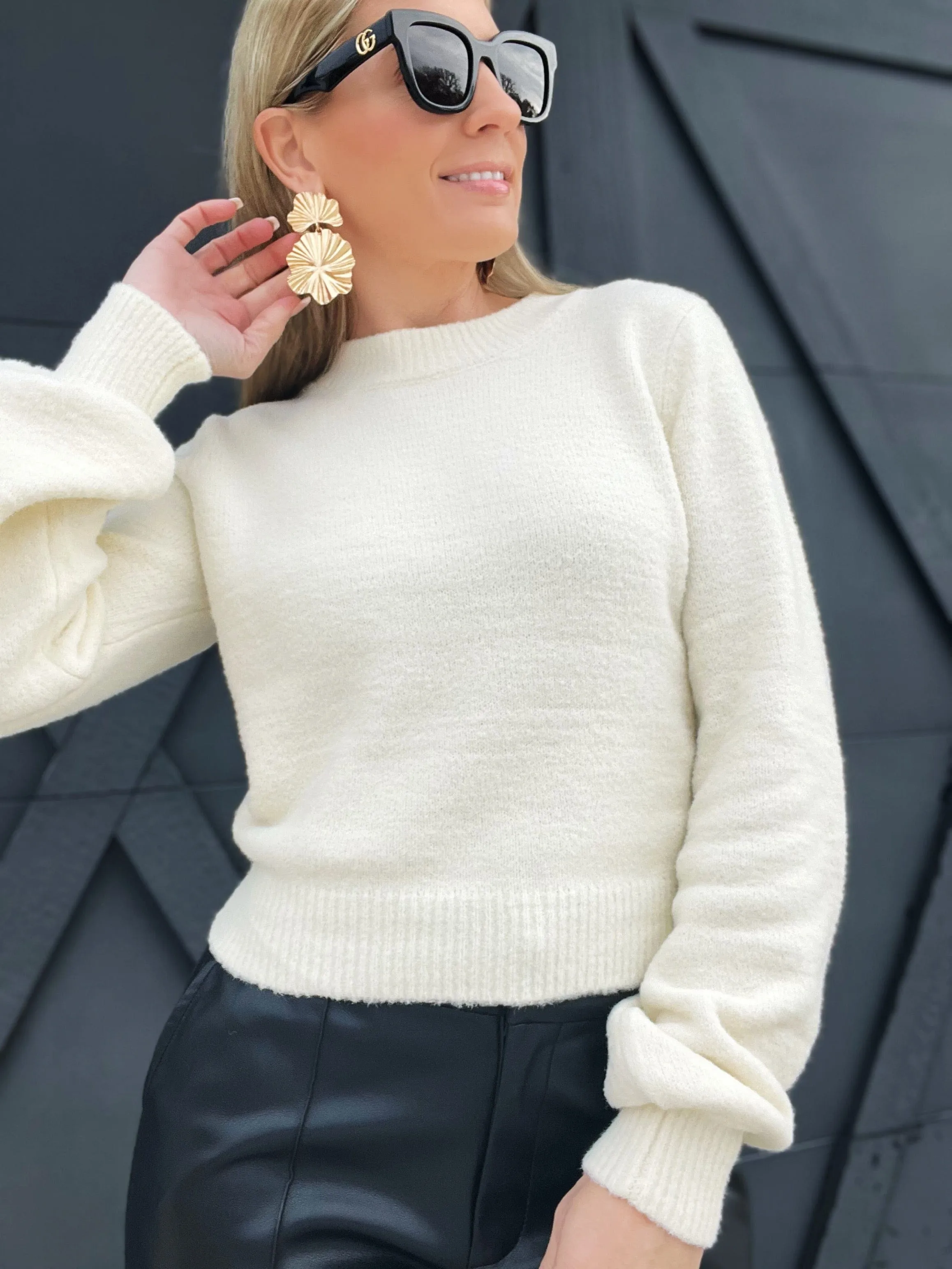 Ride On By Cropped Sweater-Cream