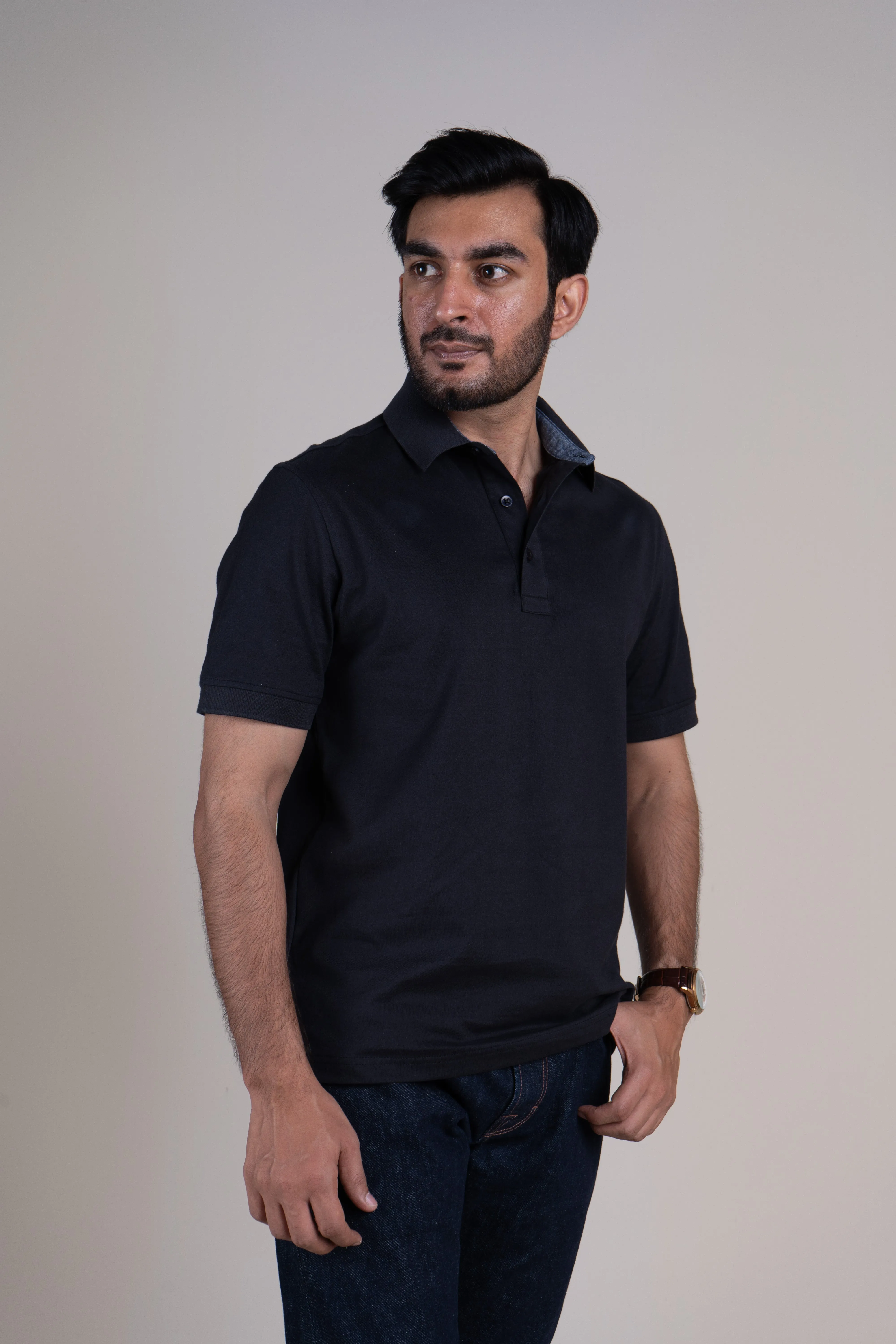 Rio in Ribbed Collar