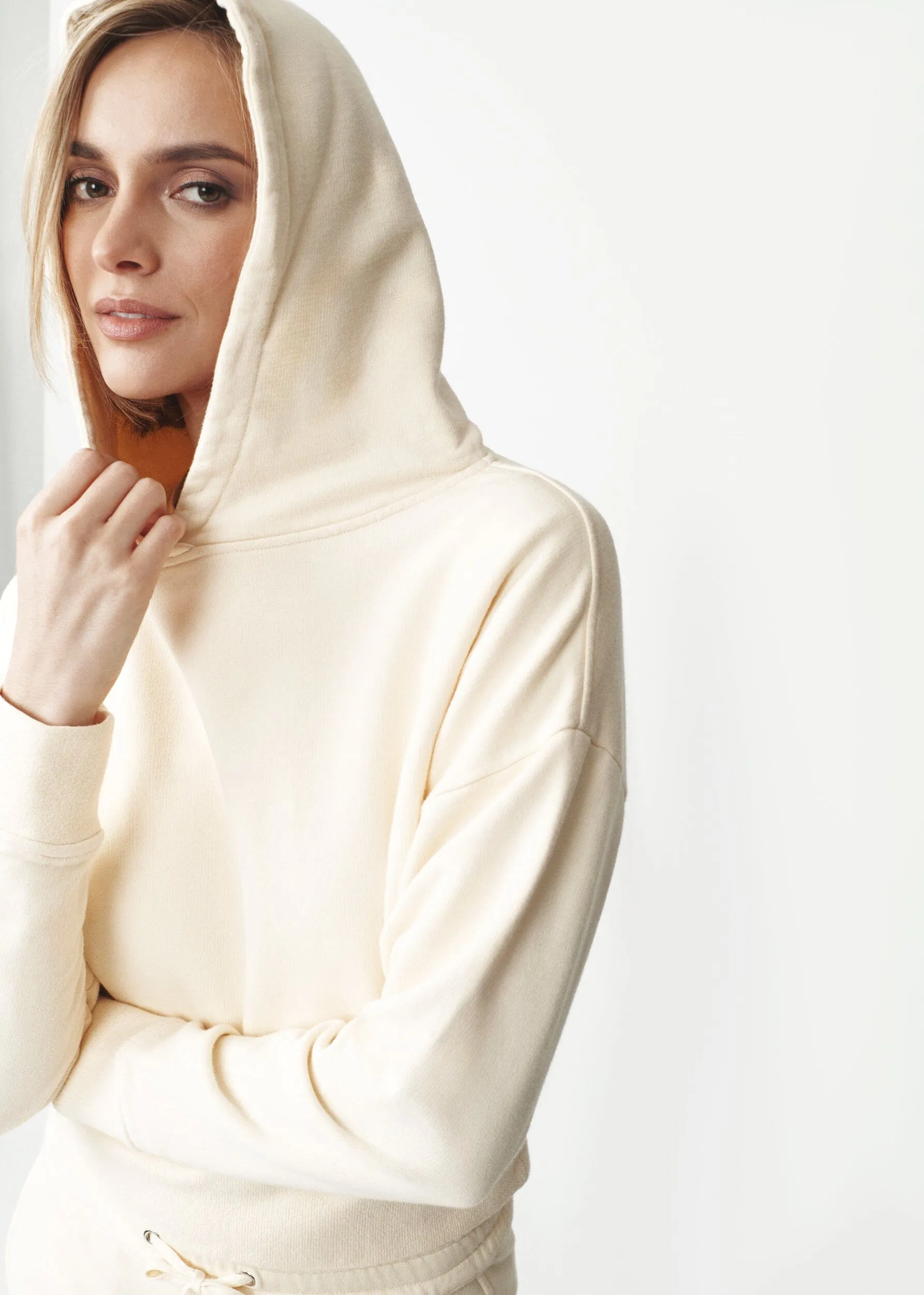 ROSA CROPPED HOODIE