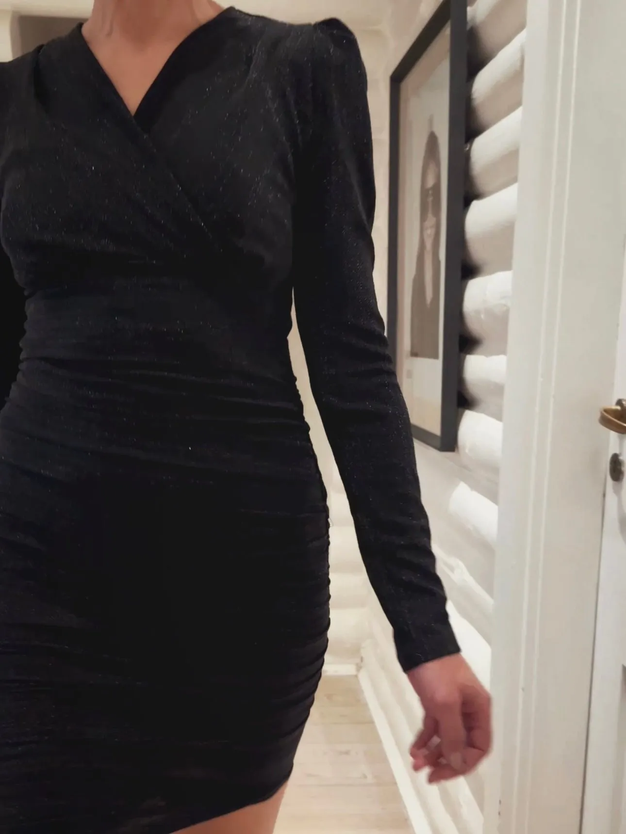 SHORT DRESS - BLACK