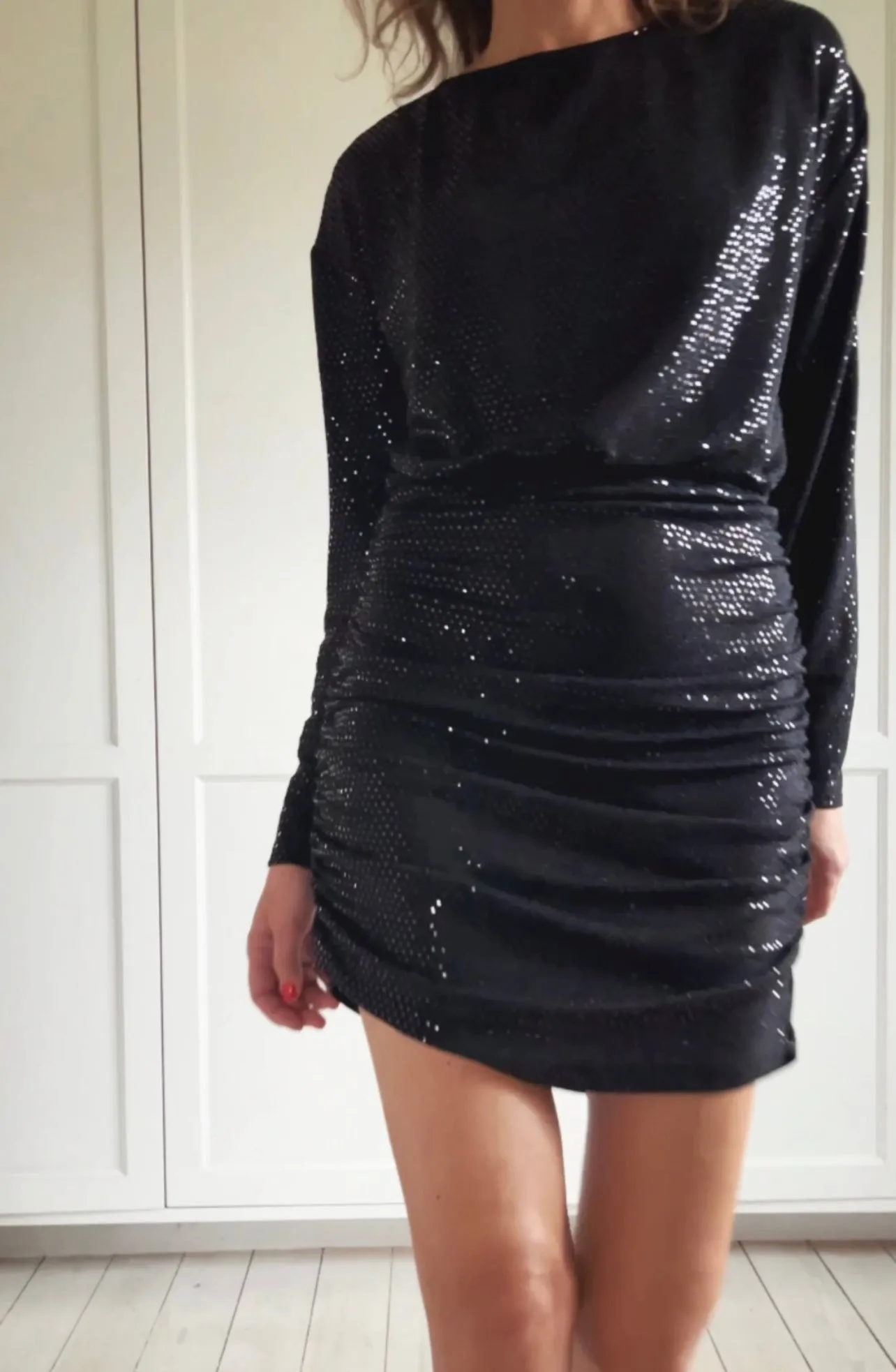 SLIM SHORT DRESS WITH GLITTER - BLACK/BLACK