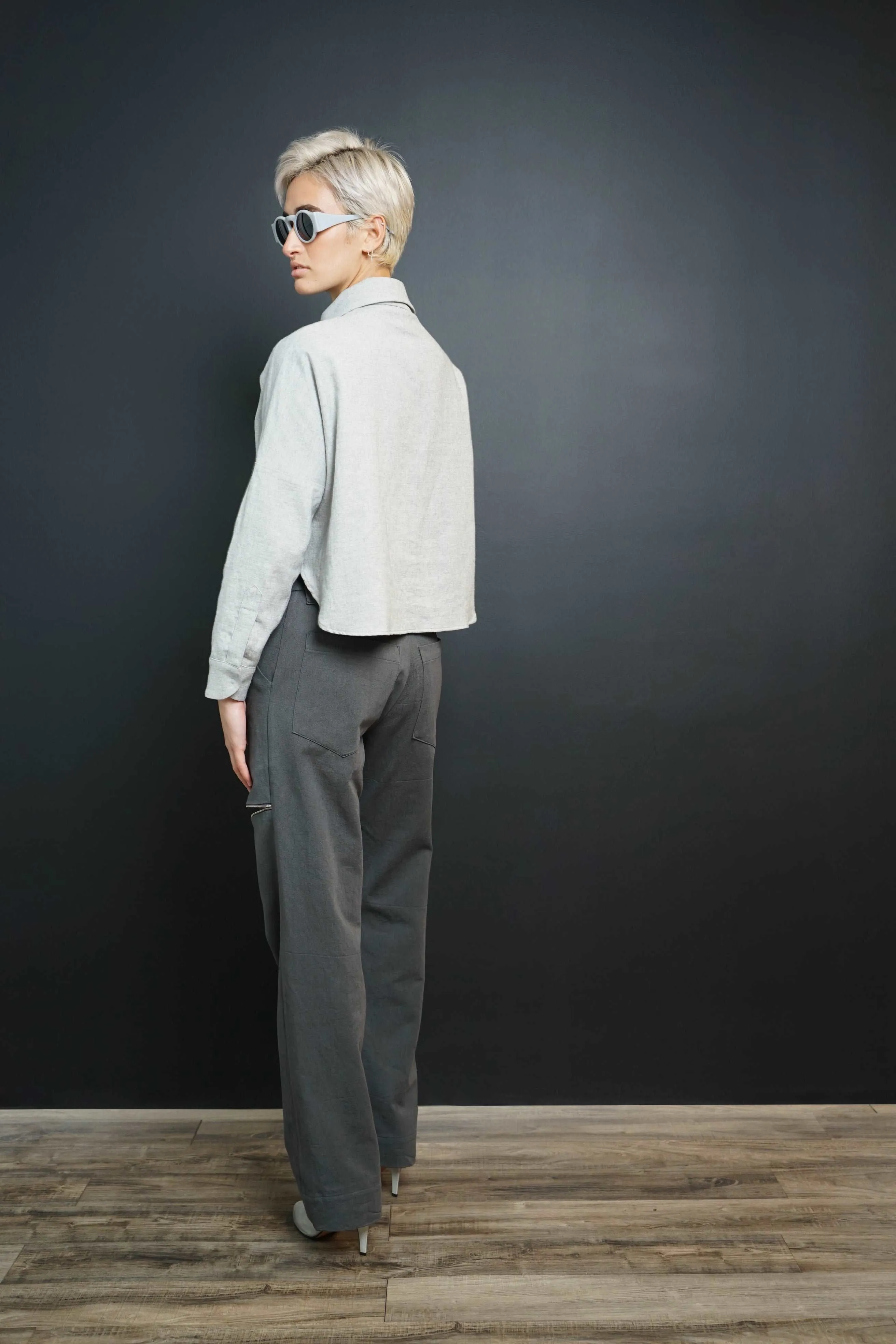 Soledad Gray Cropped Shirt
