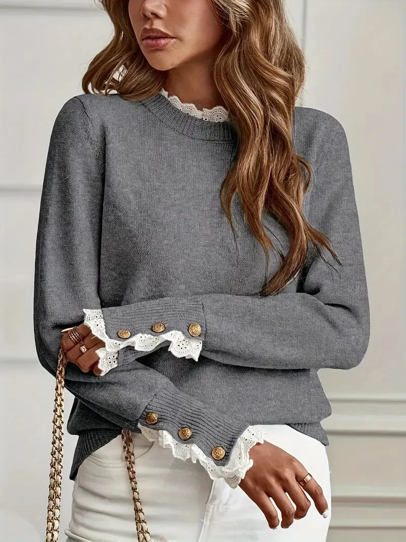 Vandy - sweater with round neckline and ruffles of lace