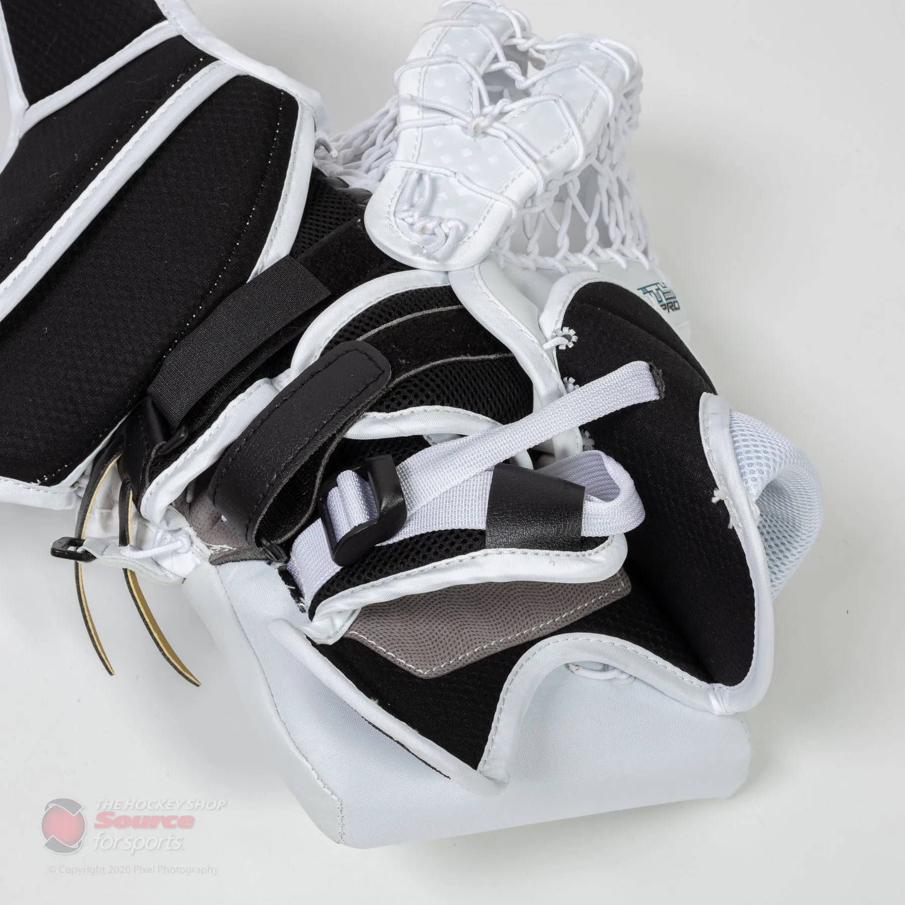 Vaughn Velocity V9 XP Pro Senior Goalie Catcher