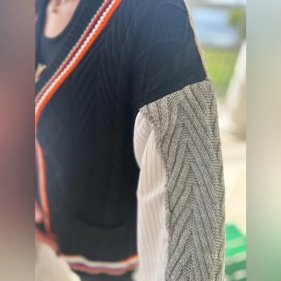 Women knit cropped sweater