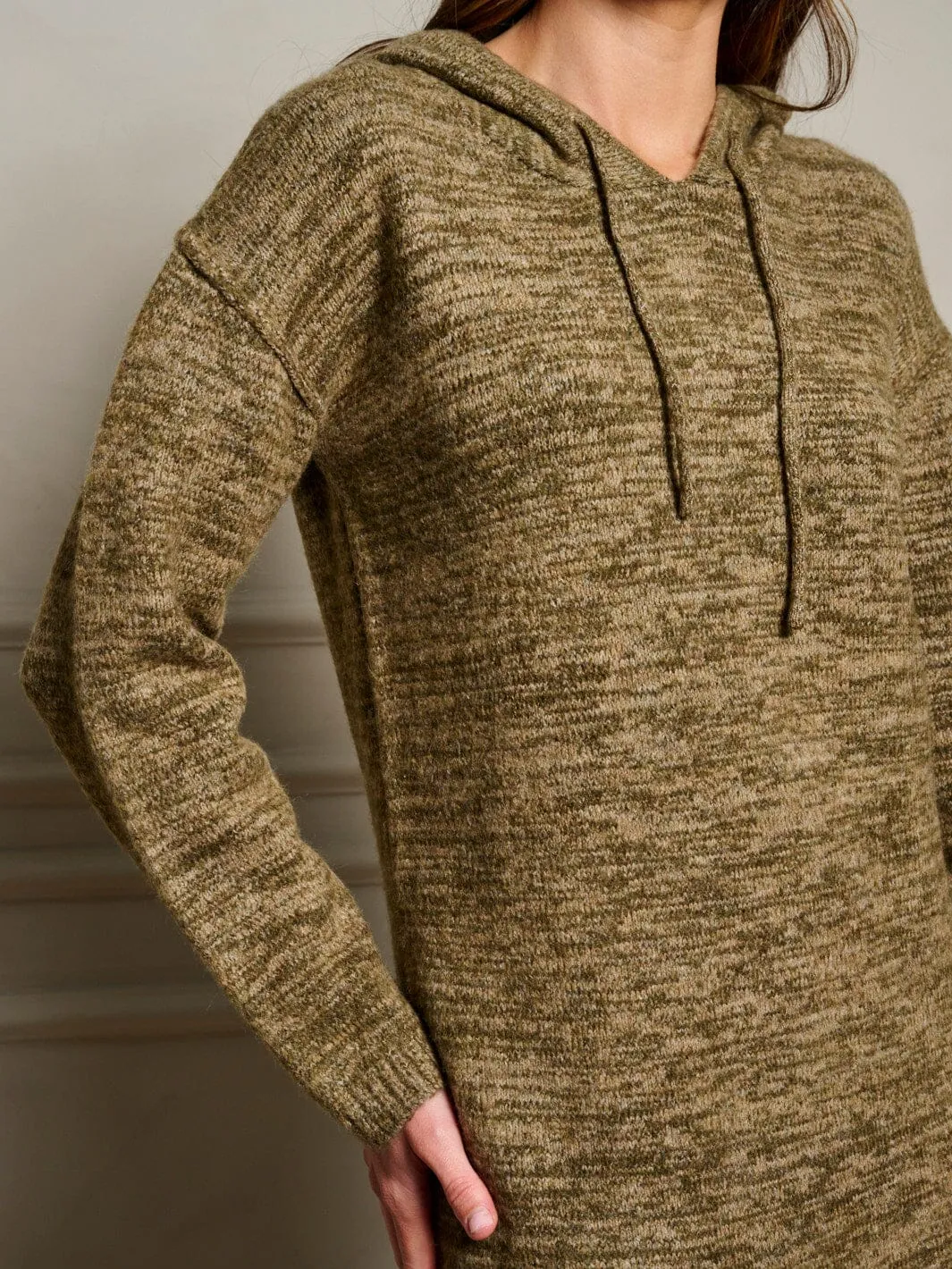 WOMEN'S LONG SLEEVE V-NECK HOODED SWEATER MINI DRESS